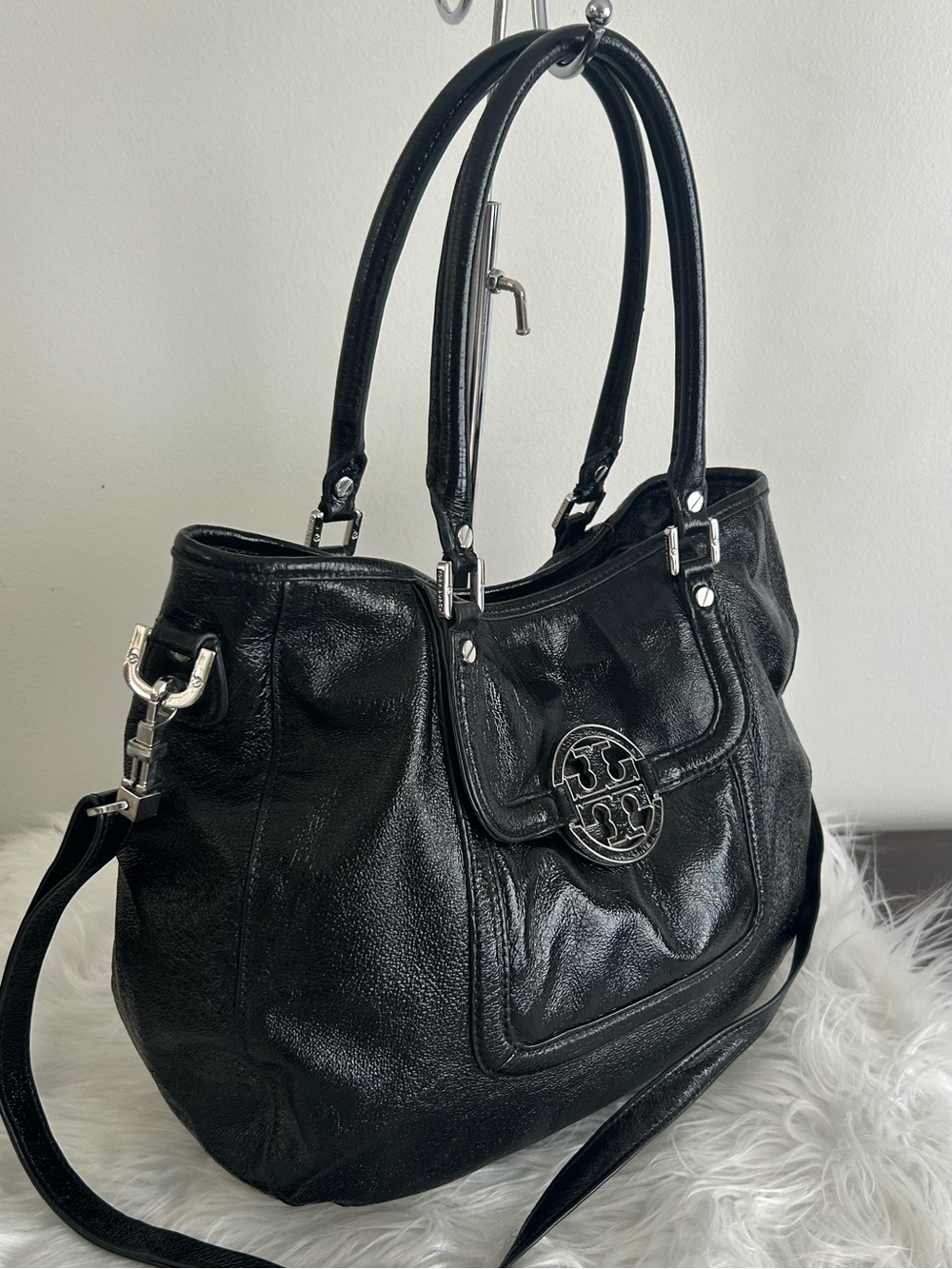 Tory Burch Amanda Black Leather Logo Medallion Tote Crossbody Shoulder Bag - Picture 5 of 13